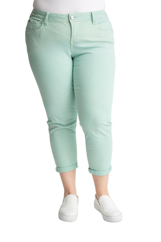 Color Mid Rise Boyfriend rolled in 25.5" inseam - Pistachio