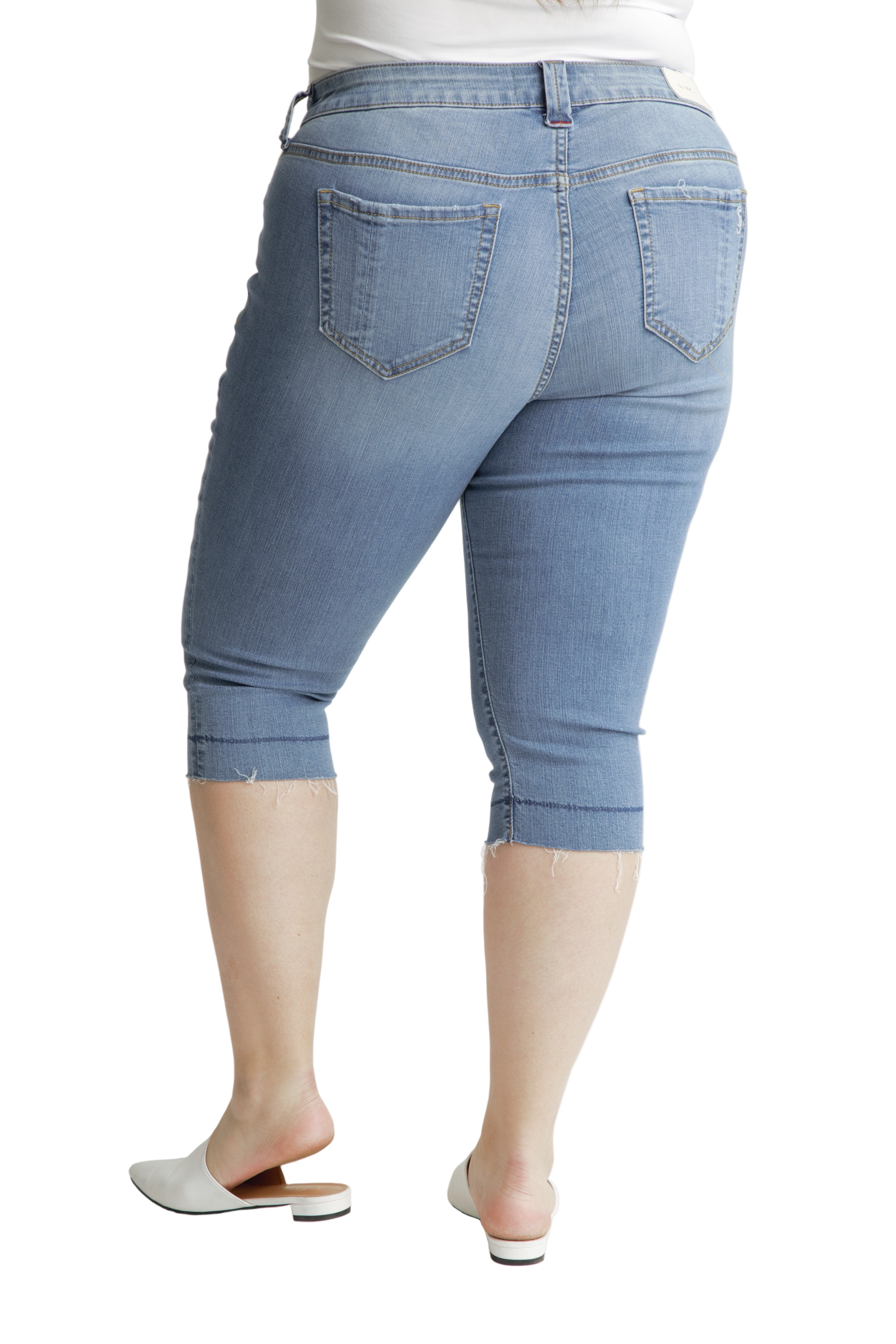 Denim Crop frayed hem in 18" inseam - Lea - SLINK JEANS