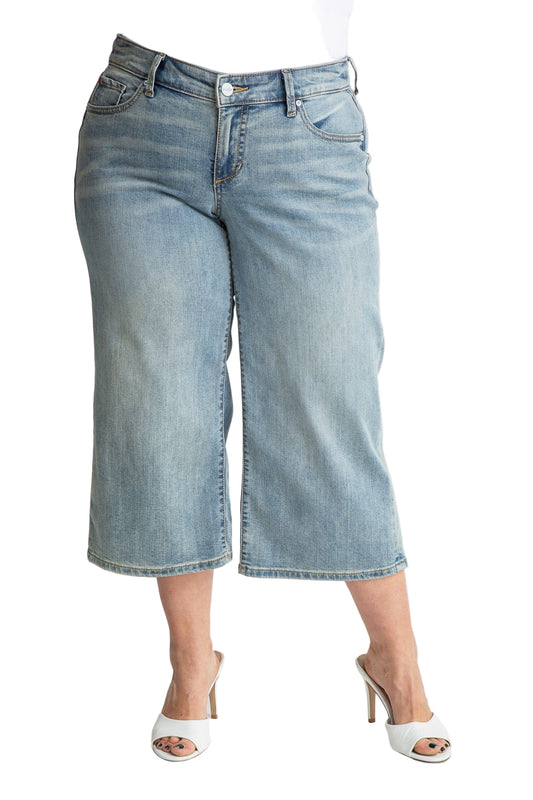 Denim mid rise wide leg crop in 23" Inseam - Cora