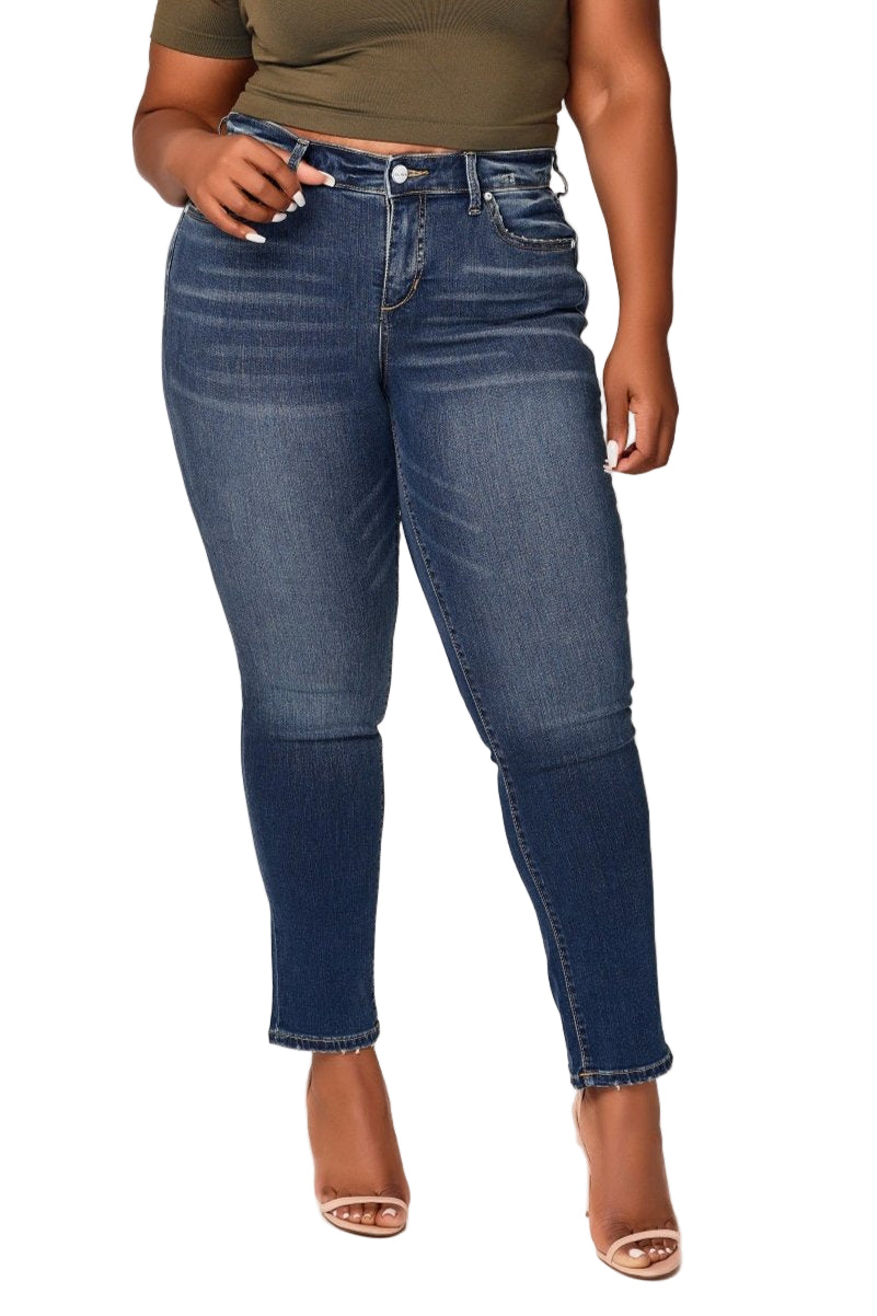 Denim Mid Rise Slim in 30