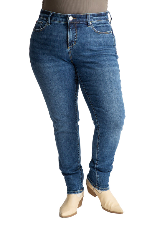Denim Mid Rise Boyfriend rolled in 28" inseam - Chloe