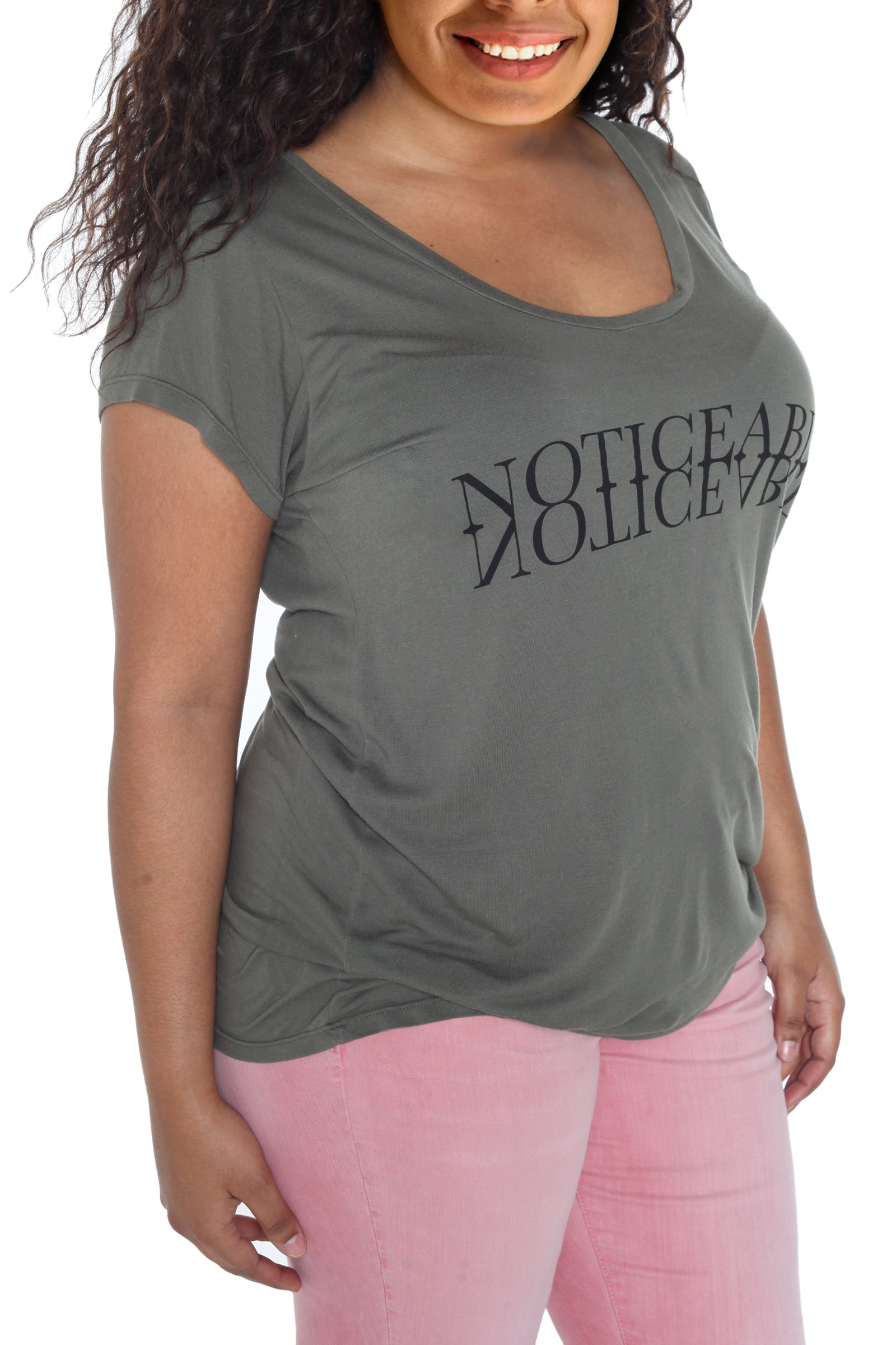Scoop Neck Tee - Noticeable - SLINK JEANS