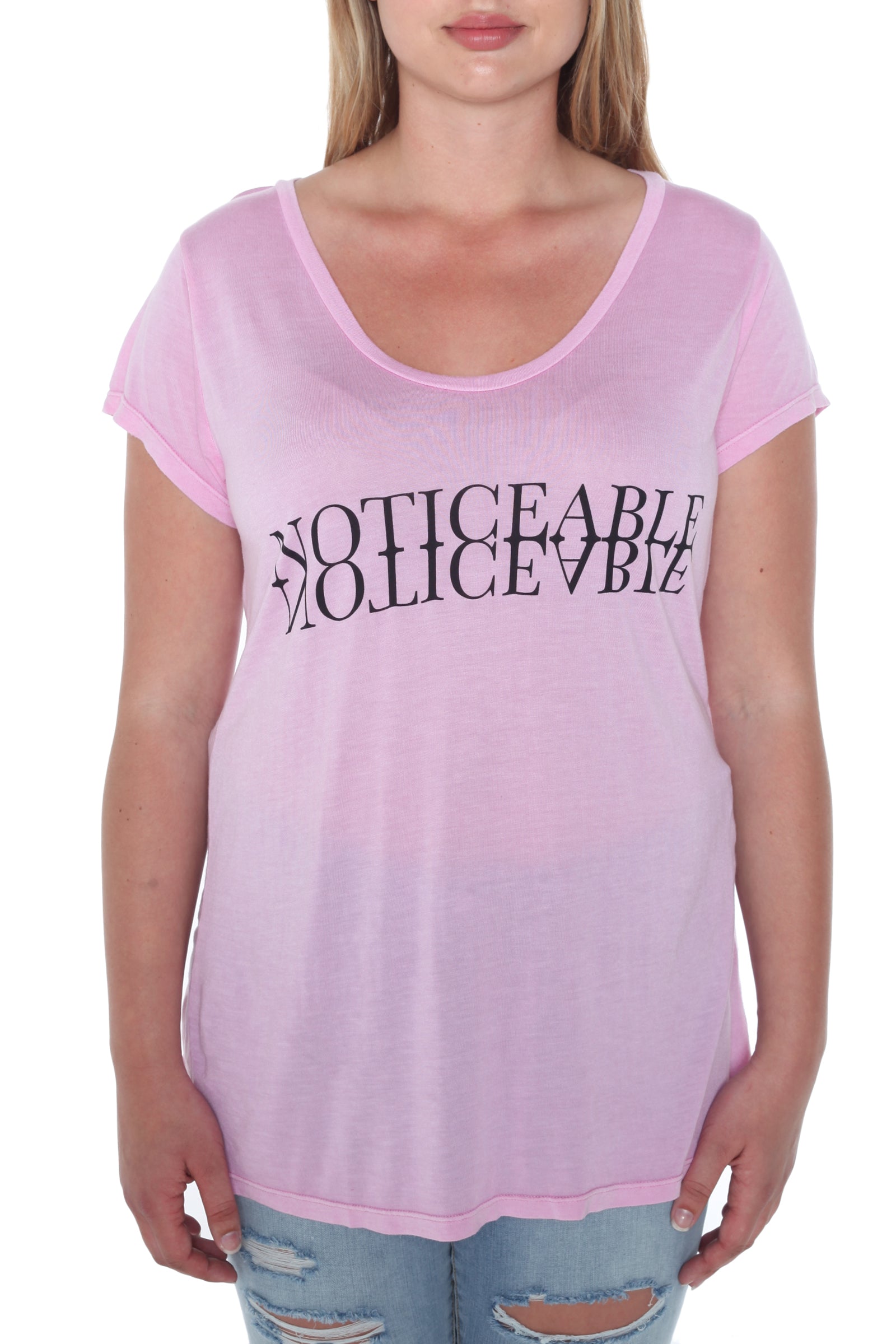 Scoop Neck Tee - NOTICEABLE - SLINK JEANS