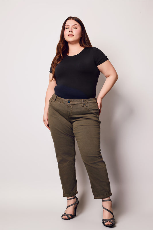 Color Mid Rise Boyfriend pants in rolled 25.5" Inseam - Forest