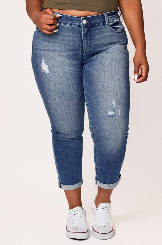 Denim Mid Rise Boyfriend in rolled 25.5" Inseam - Valentina