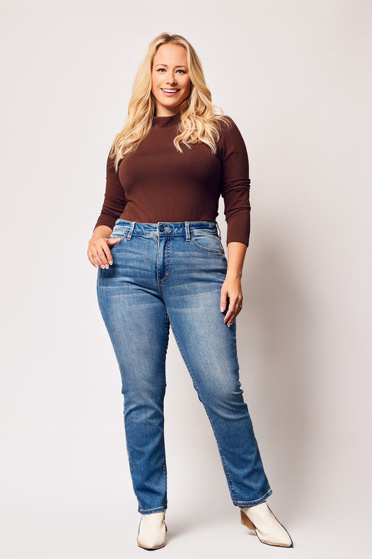 Denim High Rise Straight in 30" Inseam - Sutton
