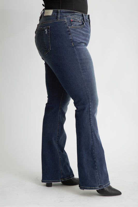 Denim high rise bootcut in 32" inseam - Donna