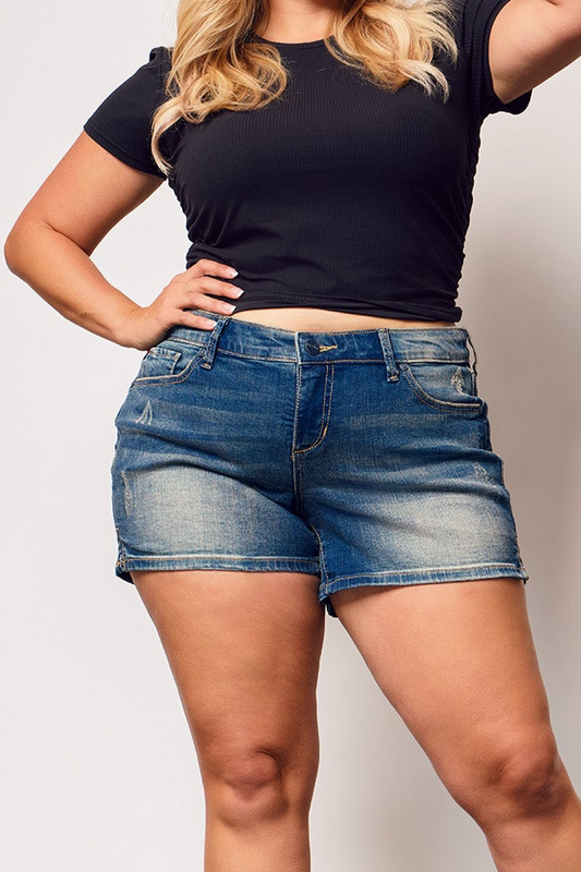 Denim shorts with side vents in 4.5" Inseam - Ella