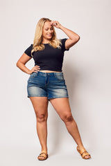 Denim shorts with side vents in 4.5" Inseam - Ella