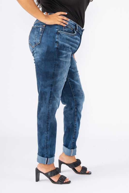 Denim High Rise Boyfriend rolled in 28" inseam- Harper