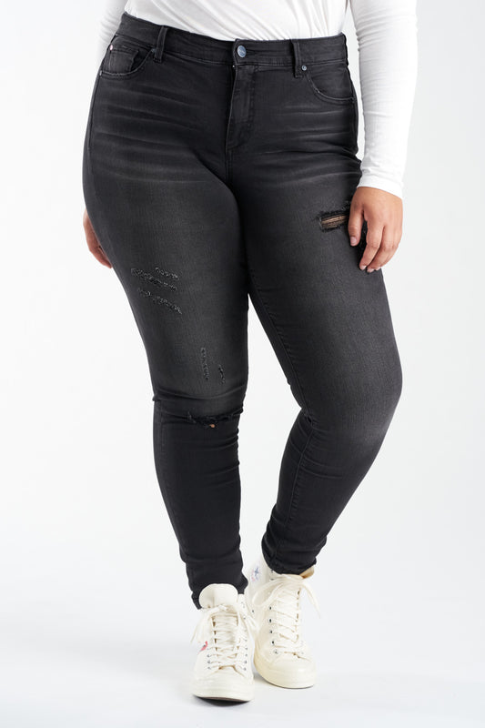 Black denim High Rise Ankle Skinny in 31" inseam - Amelia